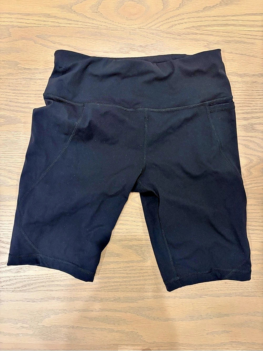 Sweaty Betty Power Biker Shorts in Black Size Small